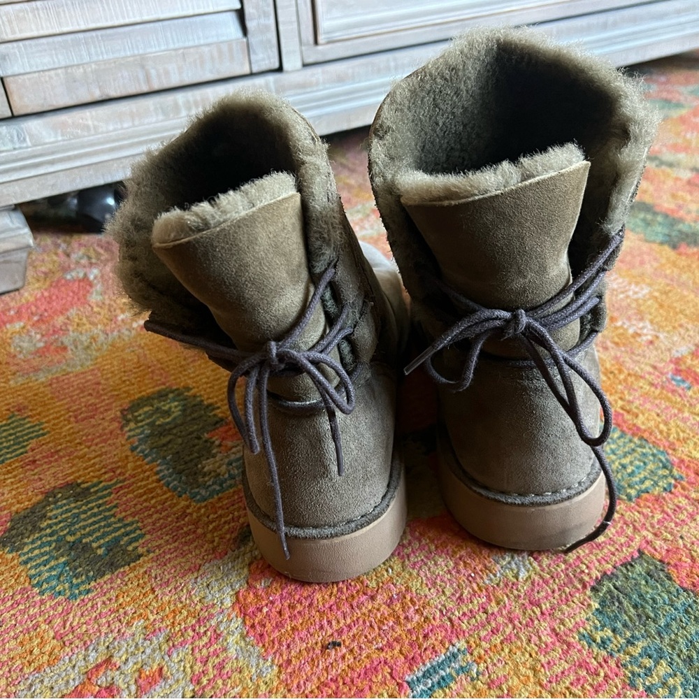 Chocolate lace up Uggs